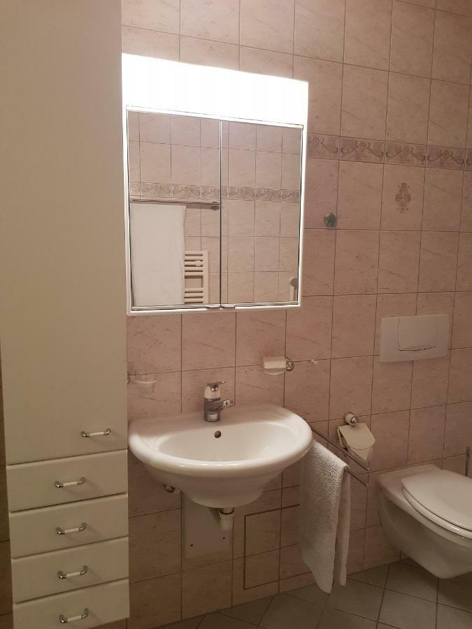 Apartement-Gîte rural à 3 km de Delémont Courcelon Bagian luar foto