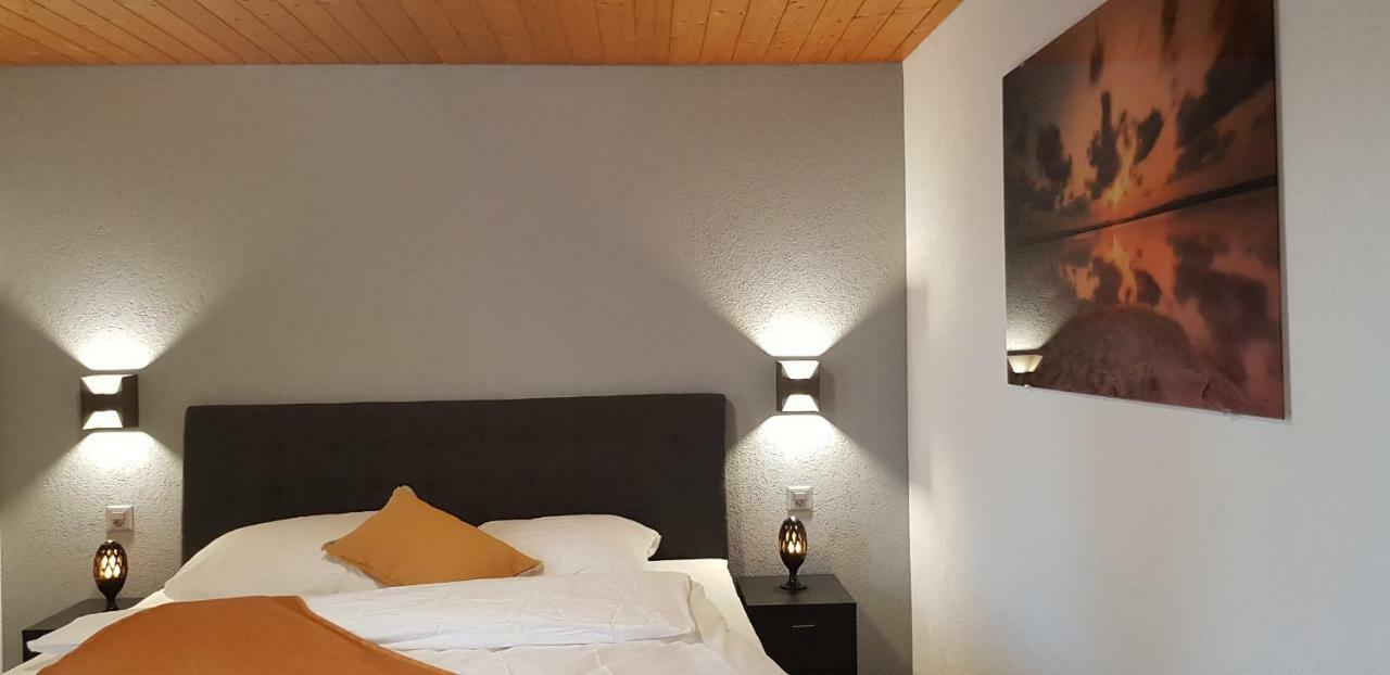 Apartement-Gîte rural à 3 km de Delémont Courcelon Bagian luar foto